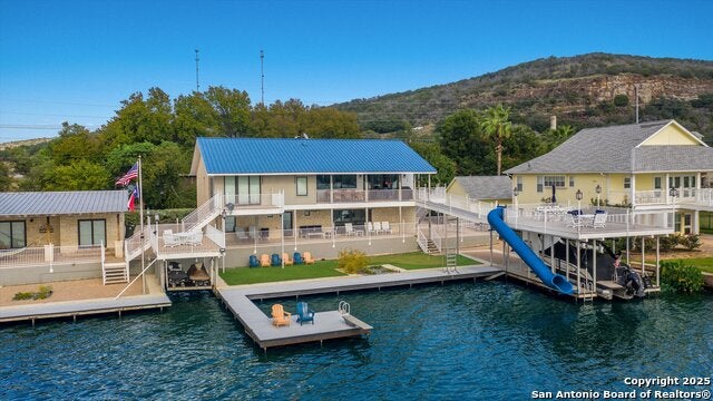 Kingsland, Texas, 78639, United States, 7 Bedrooms Bedrooms, ,6 BathroomsBathrooms,Residential,Active,1946441