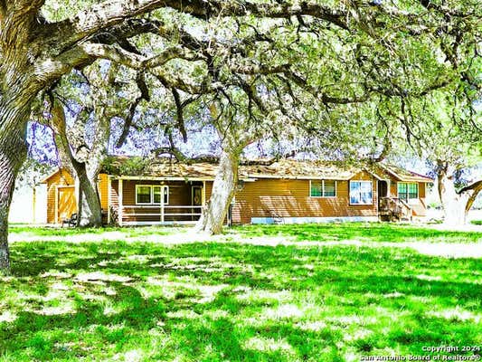 792 COUNTY ROAD 6612, DEVINE, TX 78016 - Image 1