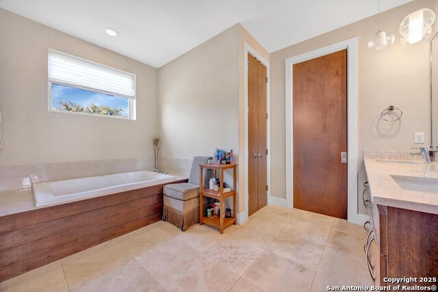 Round Mountain, Texas, 78663, United States, 4 Bedrooms Bedrooms, ,4 BathroomsBathrooms,Residential,Active,1967108