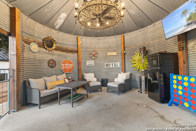 Seguin, Texas, 78155, United States, 4 Bedrooms Bedrooms, ,3 BathroomsBathrooms,Residential,Active,1894767