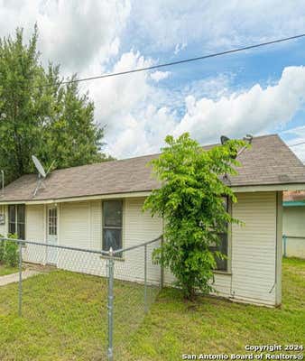 124 S CARROLL ST, POTH, TX 78147 - Image 1