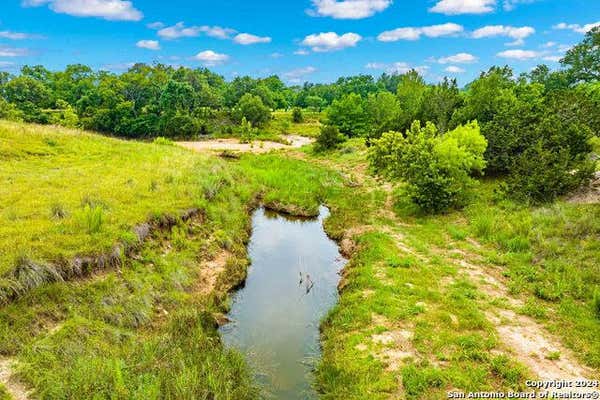 183 TETON LN, FREDERICKSBURG, TX 78624, photo 4 of 99