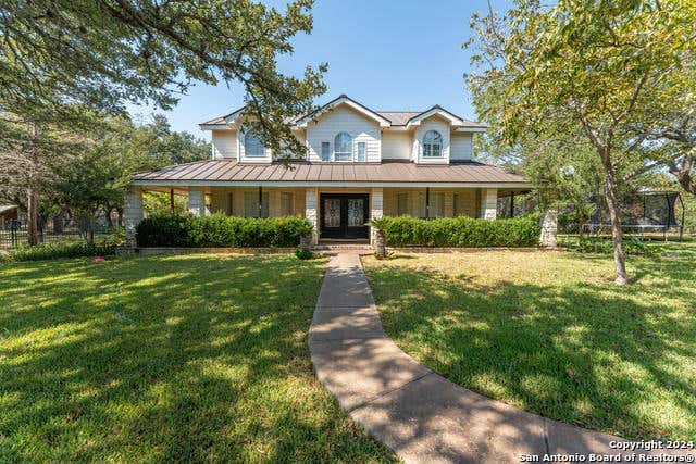 2929 OVERVIEW DR, NEW BRAUNFELS, TX 78132, photo 1 of 49