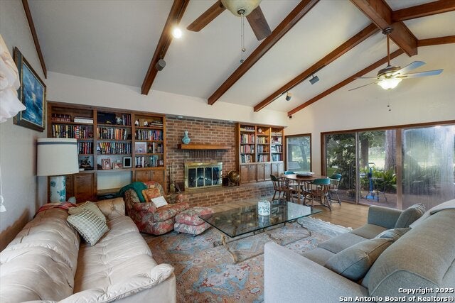 Mcqueeney, Texas, 78123, United States, 4 Bedrooms Bedrooms, ,4 BathroomsBathrooms,Residential,Active,1909112