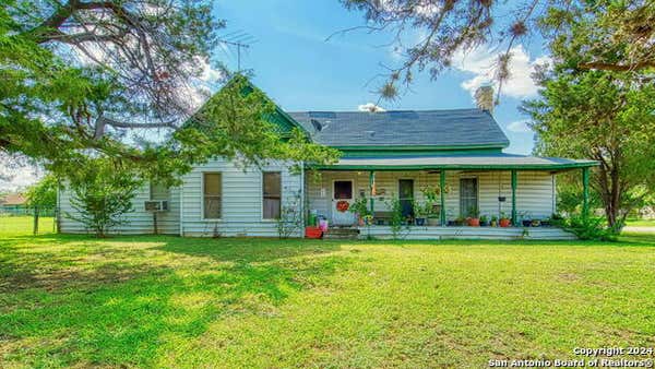 1510 C ST, FLORESVILLE, TX 78114 - Image 1