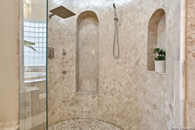 San Antonio, Texas, 78245, United States, 5 Bedrooms Bedrooms, ,7 BathroomsBathrooms,Residential,Active,2027826