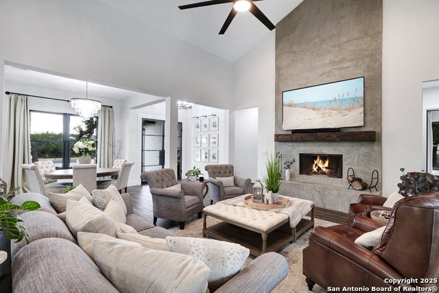 New Braunfels, Texas, 78132, United States, 4 Bedrooms Bedrooms, ,4 BathroomsBathrooms,Residential,Active,1929660