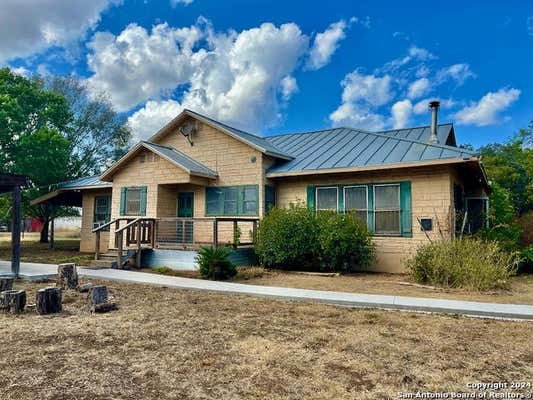 313 COUNTY ROAD 468, CASTROVILLE, TX 78009 - Image 1