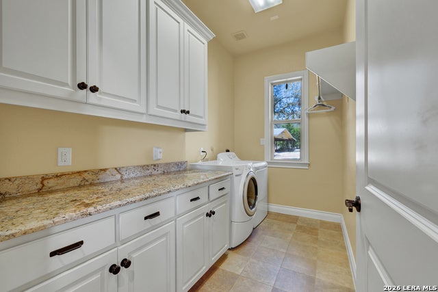 New Braunfels, Texas, 78132, United States, 6 Bedrooms Bedrooms, ,5 BathroomsBathrooms,Residential,Active,2008354