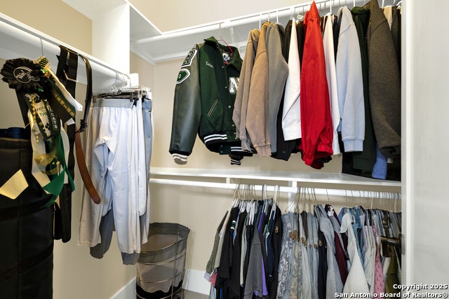 New Braunfels, Texas, 78132, United States, 3 Bedrooms Bedrooms, ,4 BathroomsBathrooms,Residential,Active,1993638