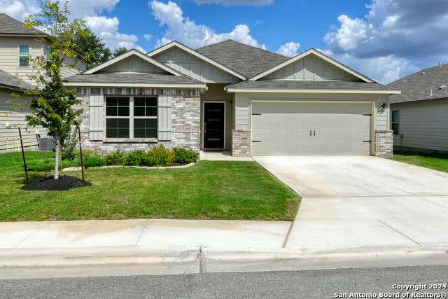 2929 GREENBRIAR, SEGUIN, TX 78155, photo 1 of 28