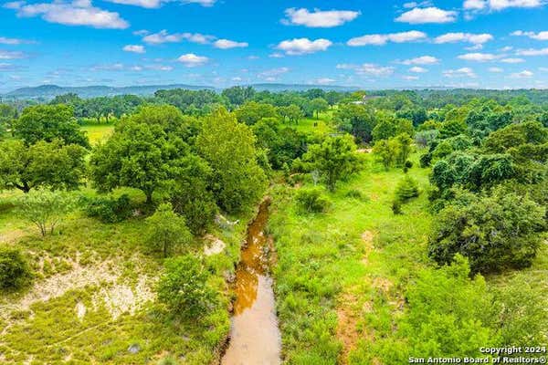 183 TETON LN, FREDERICKSBURG, TX 78624, photo 3 of 99