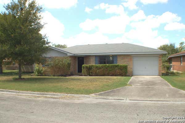 600 N CUNNINGHAM ST, MARION, TX 78124 - Image 1