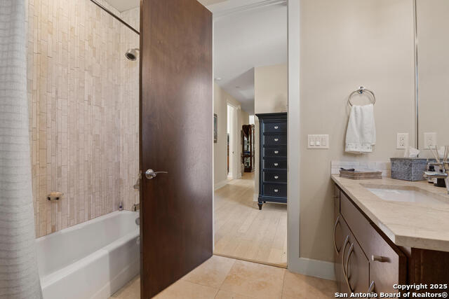 Round Mountain, Texas, 78663, United States, 4 Bedrooms Bedrooms, ,4 BathroomsBathrooms,Residential,Active,1967108