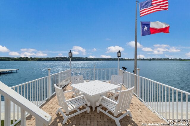 Kingsland, Texas, 78639, United States, 7 Bedrooms Bedrooms, ,6 BathroomsBathrooms,Residential,Active,1946441