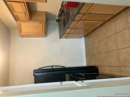 6611 SOUTHPOINT ST APT 125, SAN ANTONIO, TX 78229 - Image 1