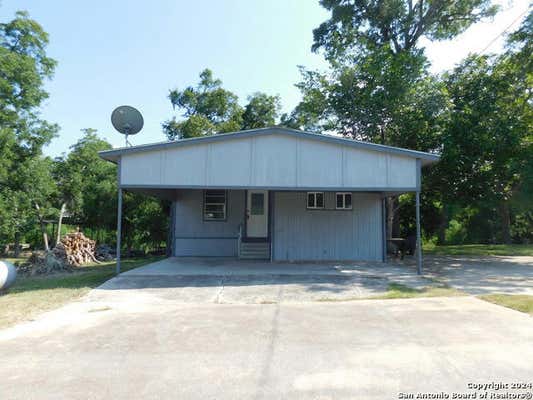 366 HOWARD RD, GONZALES, TX 78629 - Image 1