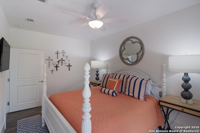 Kingsland, Texas, 78639, United States, 7 Bedrooms Bedrooms, ,6 BathroomsBathrooms,Residential,Active,1946441