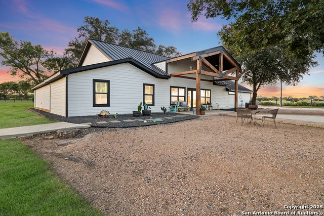Seguin, Texas, 78155, United States, 4 Bedrooms Bedrooms, ,3 BathroomsBathrooms,Residential,Active,1894767