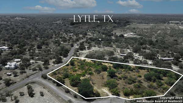 77 FOX RUN DR, LYTLE, TX 78052 - Image 1