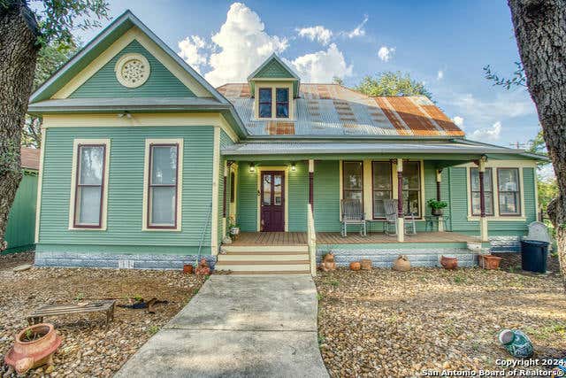 128 E LEE ST, UTOPIA, TX 78884, photo 1 of 41