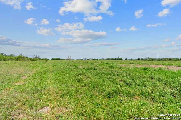 8 COUNTY ROAD 402, FLATONIA, TX 78941 - Image 1