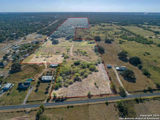 21123 LAMM RD, ELMENDORF, TX 78112 - Image 1