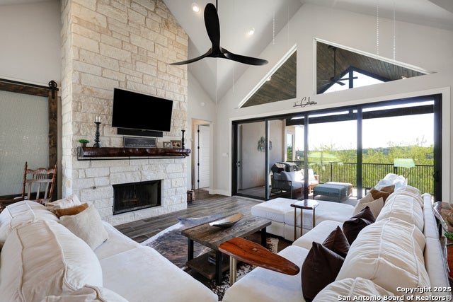 Helotes, Texas, 78023, United States, 3 Bedrooms Bedrooms, ,4 BathroomsBathrooms,Residential,Active,1961931