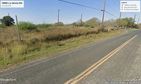 10660 LA VERNIA RD, ADKINS, TX 78101, photo 3 of 5