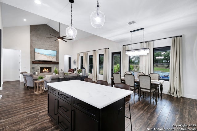 New Braunfels, Texas, 78132, United States, 4 Bedrooms Bedrooms, ,4 BathroomsBathrooms,Residential,Active,1929660