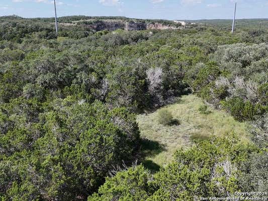 146 COUNTY ROAD 2725, MICO, TX 78056, photo 3 of 18