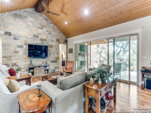 Boerne, Texas, 78006, United States, 4 Bedrooms Bedrooms, ,3 BathroomsBathrooms,Residential,Active,1863500
