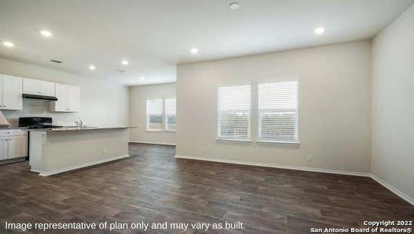 4038 COMMON SAGE, VON ORMY, TX 78073, photo 3 of 38