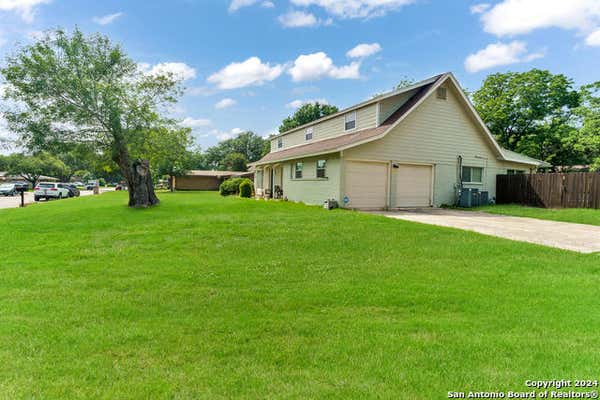 437 CLOUDMONT DR, WINDCREST, TX 78239, photo 2 of 27