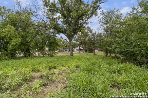 214 MUSTANG ALY, SAN ANTONIO, TX 78207 - Image 1