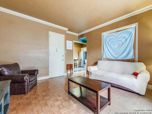 7711 BROADWAY APT 17B, SAN ANTONIO, TX 78209, photo 4 of 26