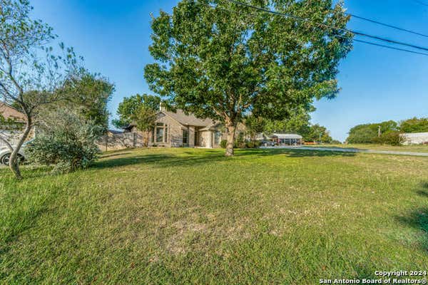 119 GUADALUPE RIVER DR, SEGUIN, TX 78155, photo 2 of 25