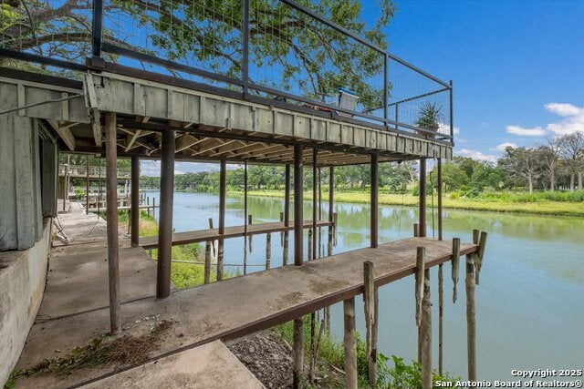 Mcqueeney, Texas, 78123, United States, 4 Bedrooms Bedrooms, ,4 BathroomsBathrooms,Residential,Active,1909112