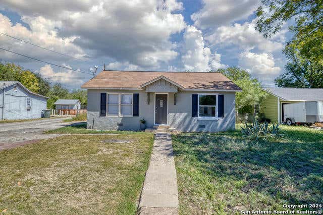 506 S HIGH ST, UVALDE, TX 78801, photo 1 of 27