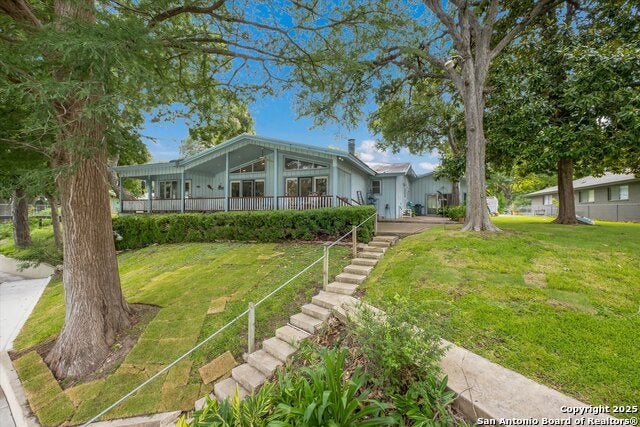 Mcqueeney, Texas, 78123, United States, 4 Bedrooms Bedrooms, ,4 BathroomsBathrooms,Residential,Active,1909112