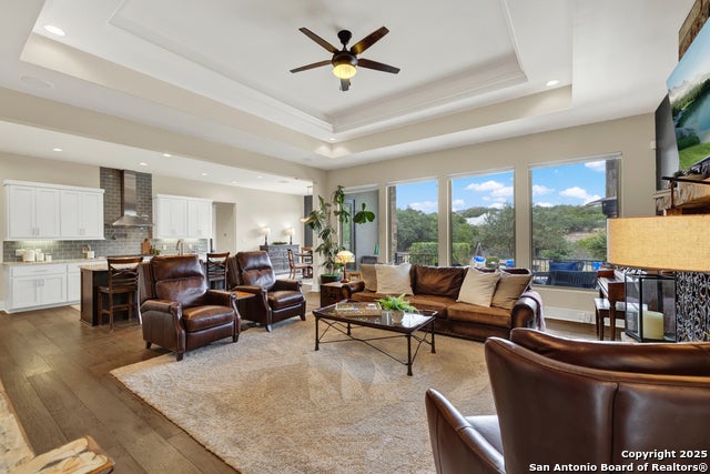 New Braunfels, Texas, 78132, United States, 3 Bedrooms Bedrooms, ,4 BathroomsBathrooms,Residential,Active,1993638