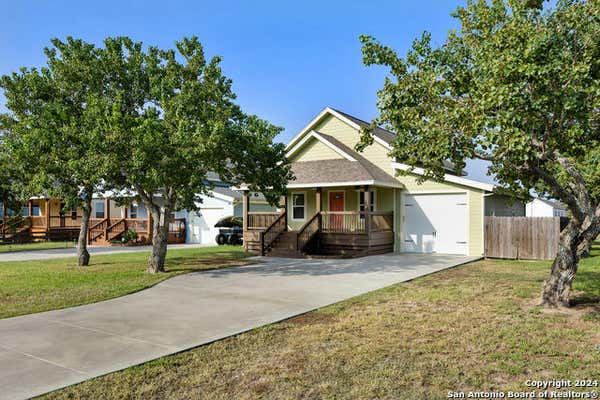 1403 S YOUNG ST, ROCKPORT, TX 78382 - Image 1