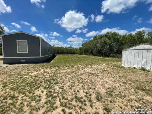 300 5TH ST, CHRISTINE, TX 78012, photo 4 of 14