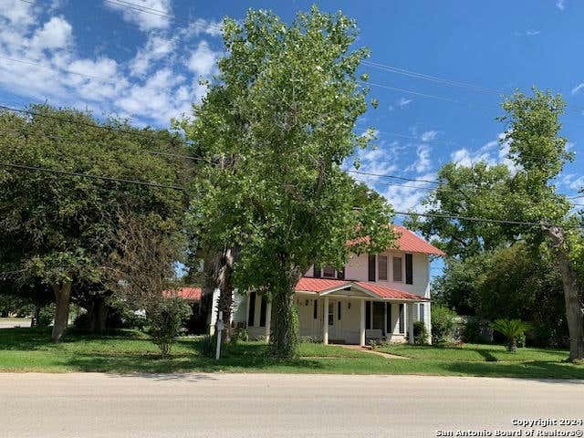 605 E SAN MARCOS ST, PEARSALL, TX 78061, photo 1 of 5