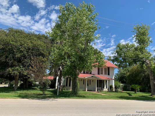 605 E SAN MARCOS ST, PEARSALL, TX 78061 - Image 1