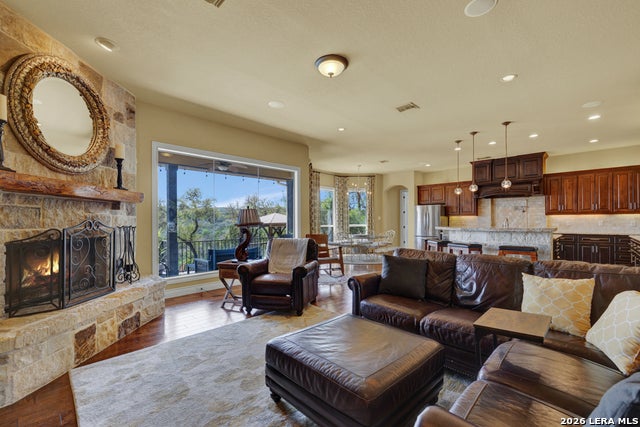 New Braunfels, Texas, 78132, United States, 6 Bedrooms Bedrooms, ,5 BathroomsBathrooms,Residential,Active,2008354