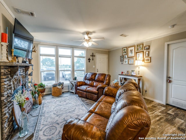 Pleasanton, Texas, 78064, United States, ,2 BathroomsBathrooms,Residential,Active,1892627