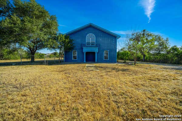 714 N CARROLL ST, POTH, TX 78147 - Image 1