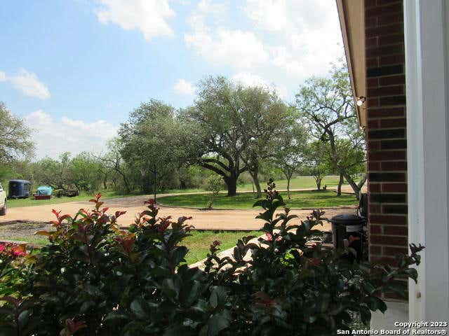 263 COUNTY ROAD 4643, HONDO, TX 78861, photo 1 of 39