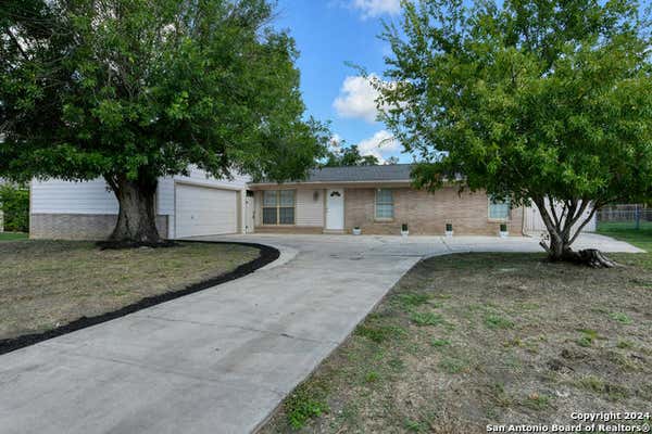 823 BRIARCLIFF DR, SAN ANTONIO, TX 78213 - Image 1